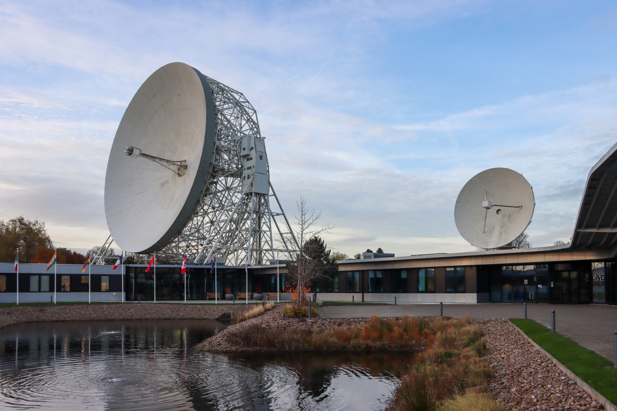 ジョドレルバンク天文台