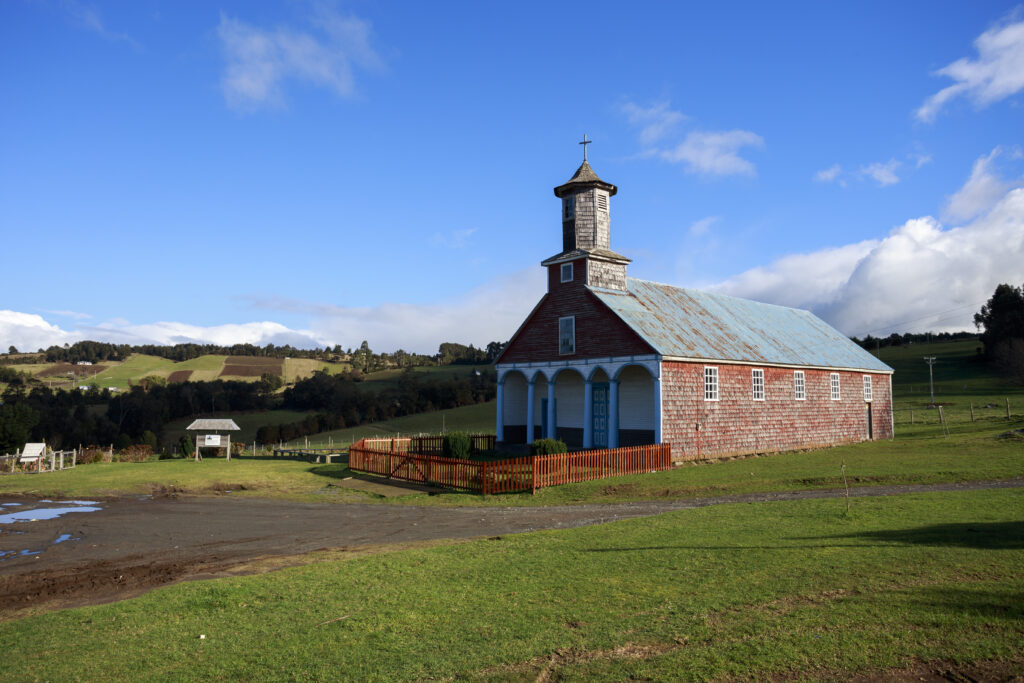 チロエの教会堂群