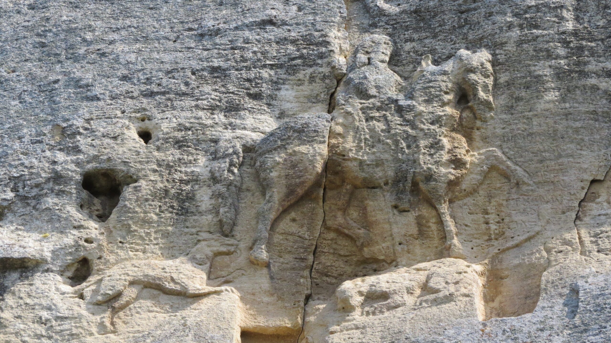 マダラの騎馬像