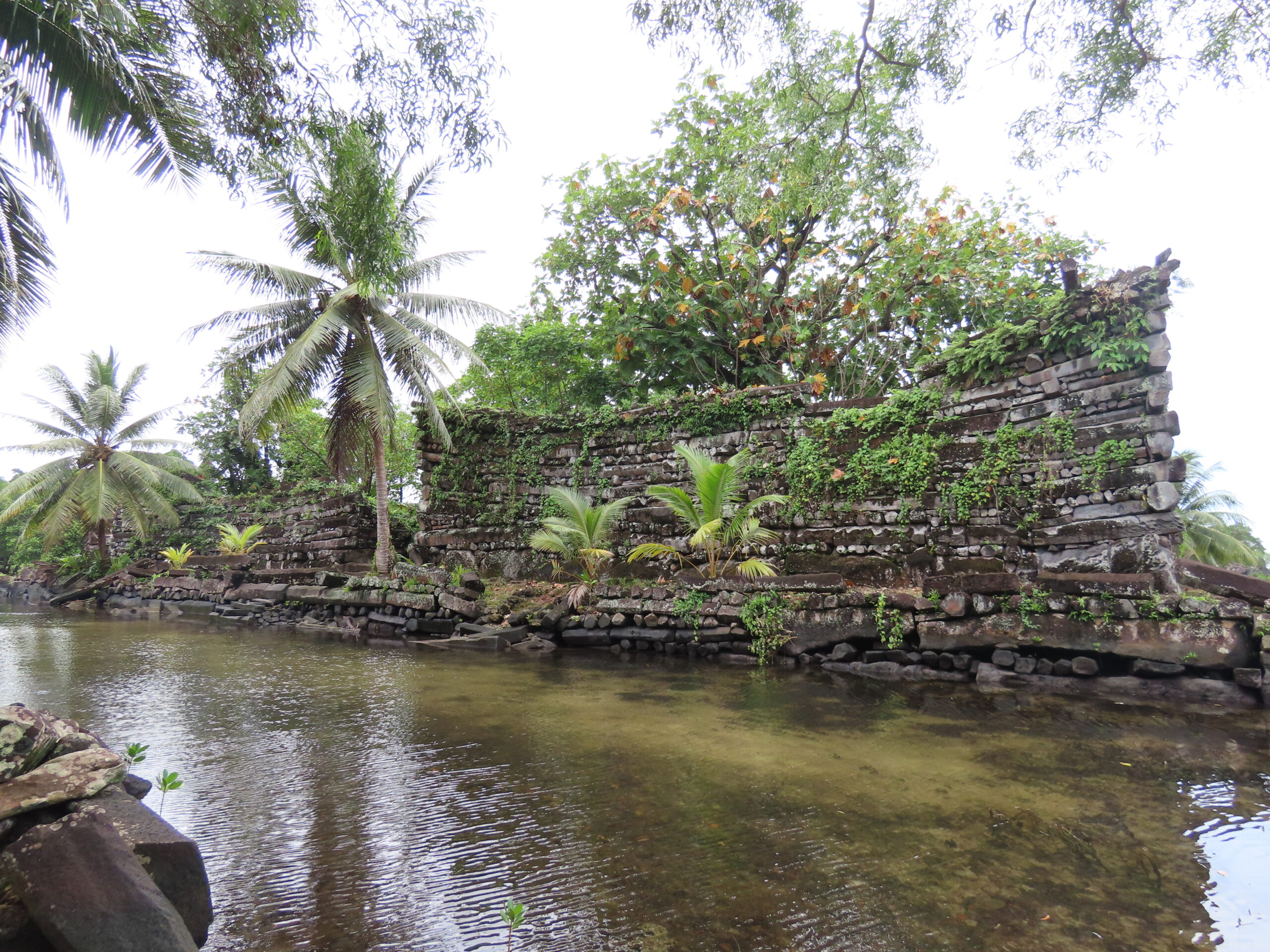 ナン・マトール：ミクロネシア東部の儀礼的中心地