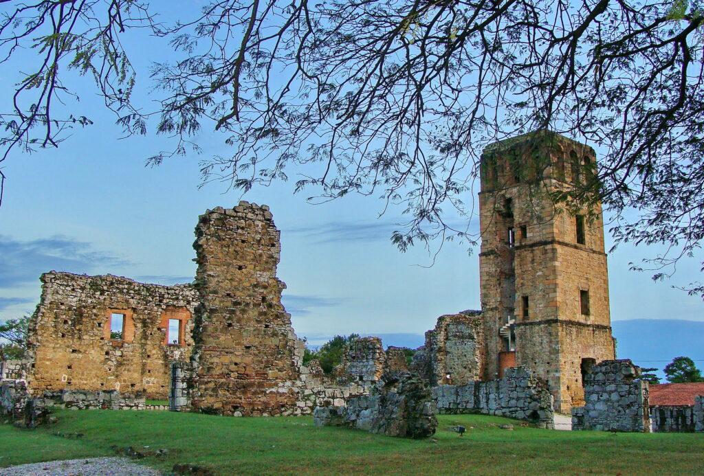 パナマ・ビエホ考古遺跡とパナマの歴史地区