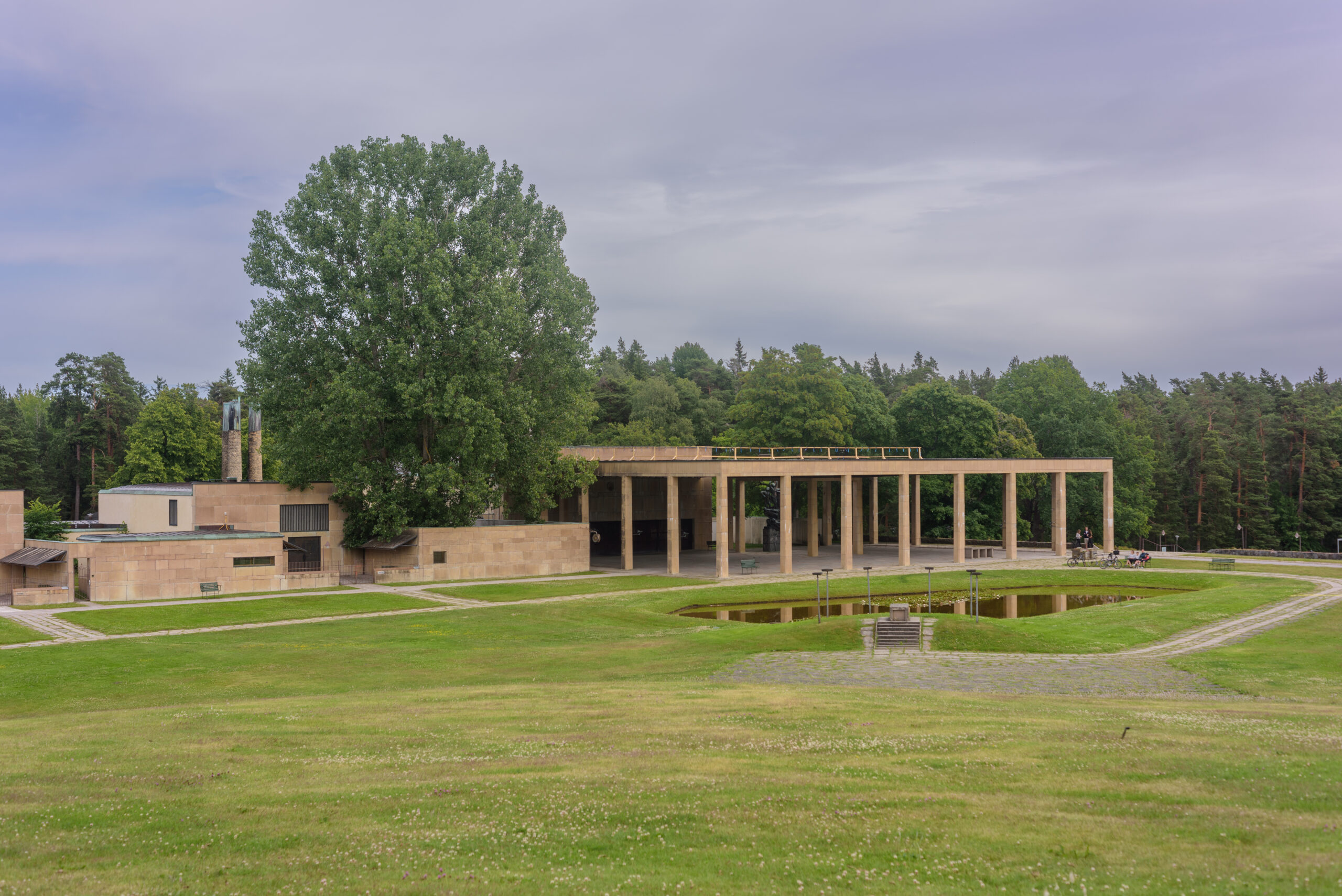 スクーグスシルコゴーデンの森林墓地