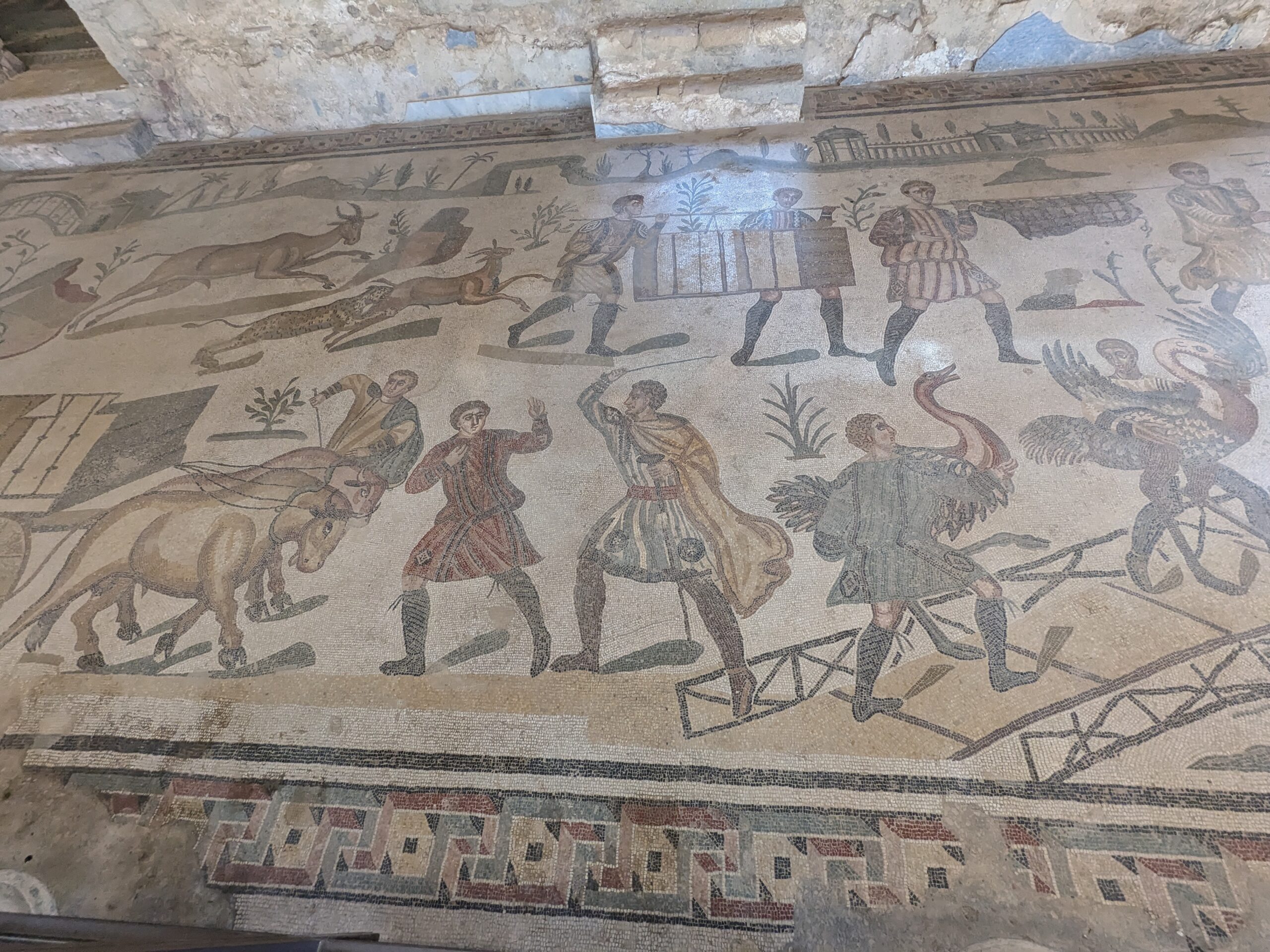 ヴィッラ・ロマーナ・デル・カサーレ（古代ローマの別荘群）