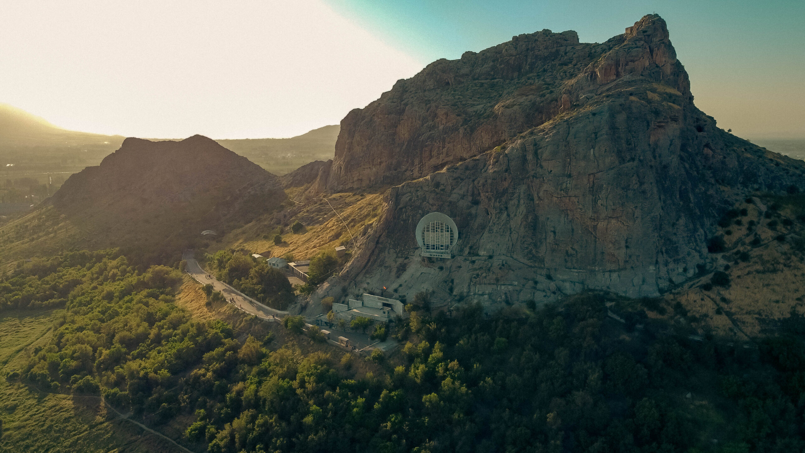 聖山スレイマン・トー